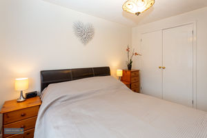 Bedroom- click for photo gallery